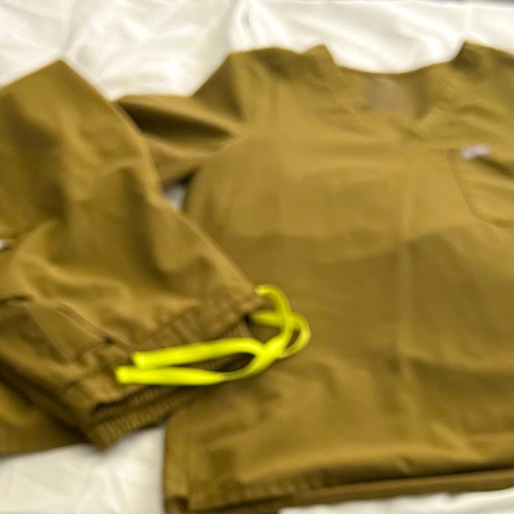 Figs Large - image 1